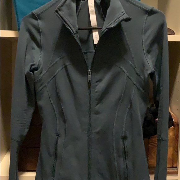 Lululemon Define Jacket - Picture 3 of 3